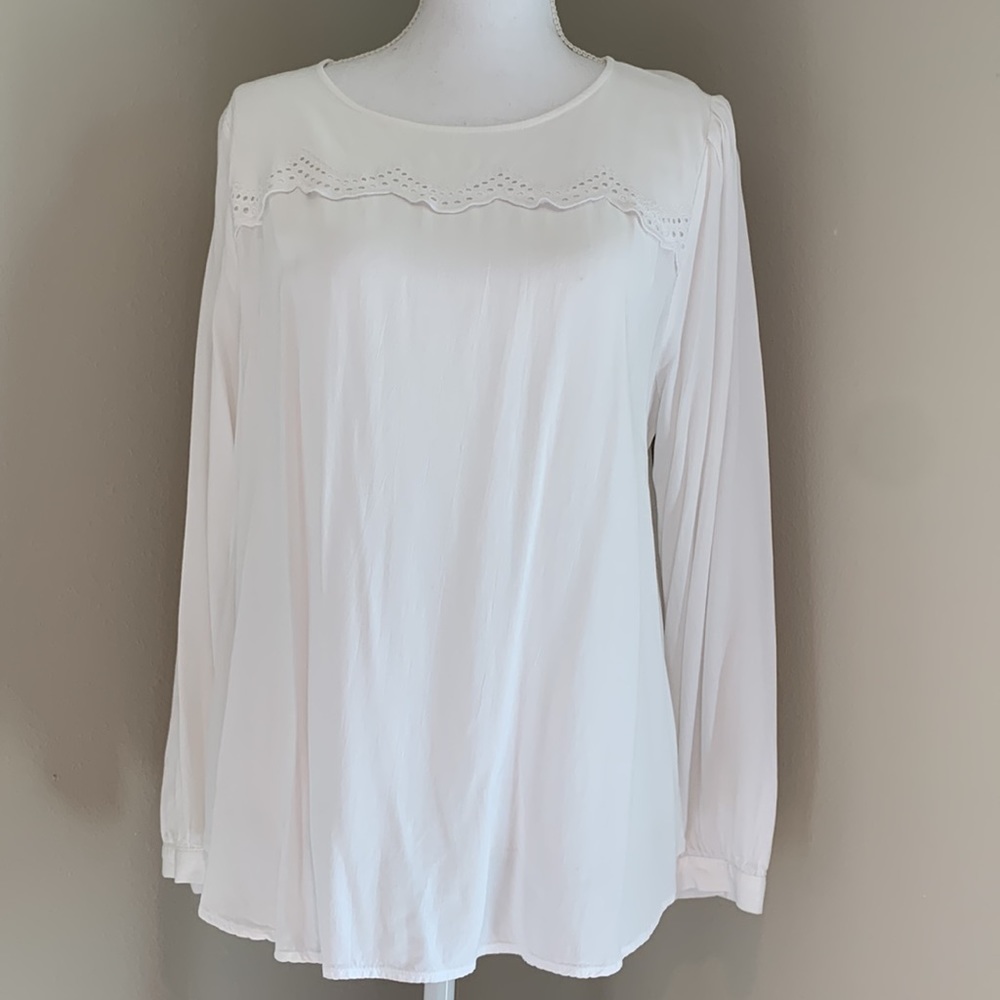 LOFT | Eyelet Cutout Back Blouse Top | White | X-Large - Picture 2 of 8